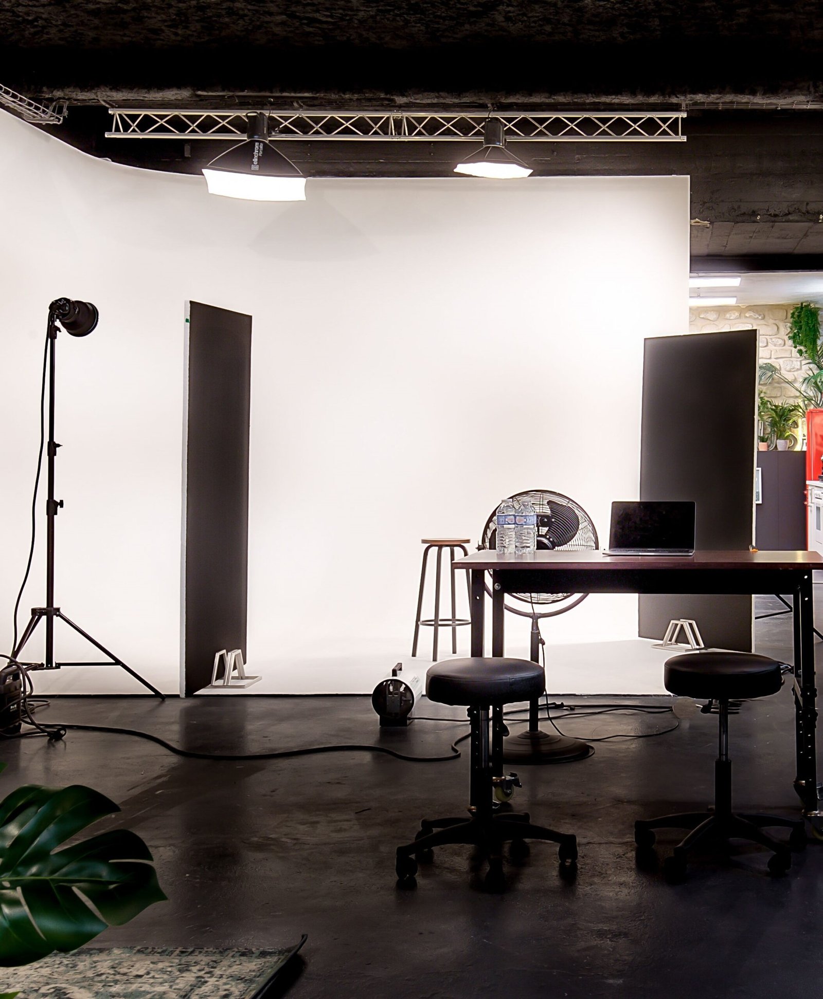 STUDIO 2022 STORY-3